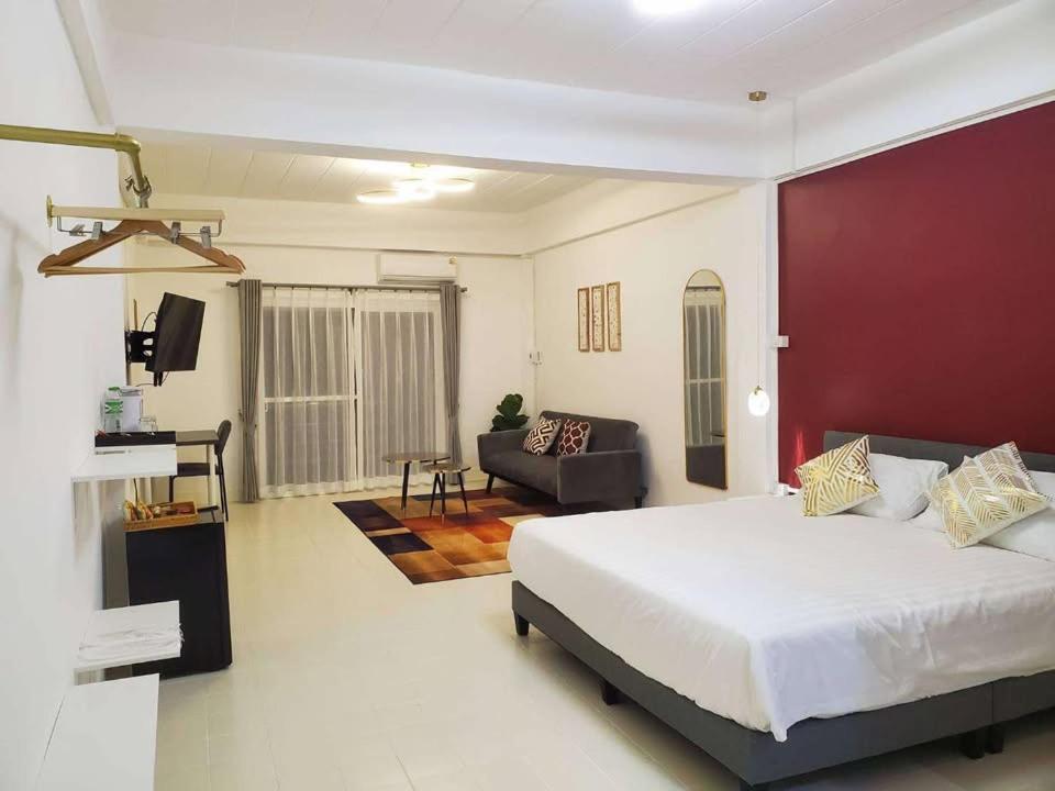 Mana Restaurant & Boutique Hotel Ban Si Than Экстерьер фото